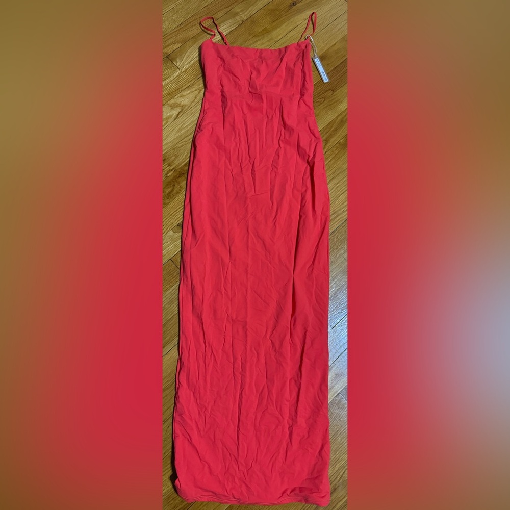 Skims poppy long fits everybody slip dress.